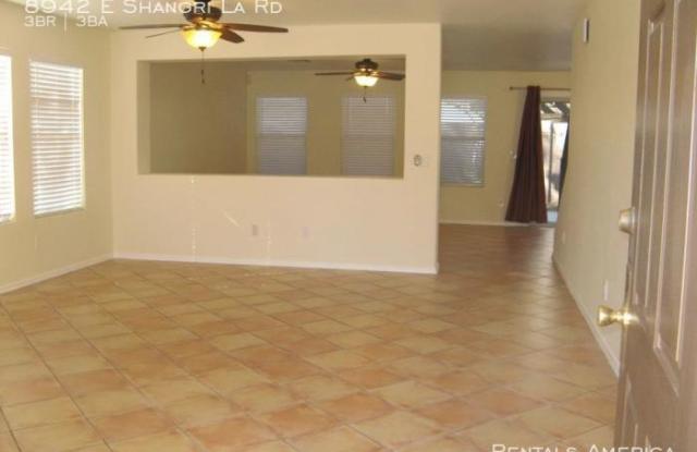 8942 E Shangri La Rd Gallery 2