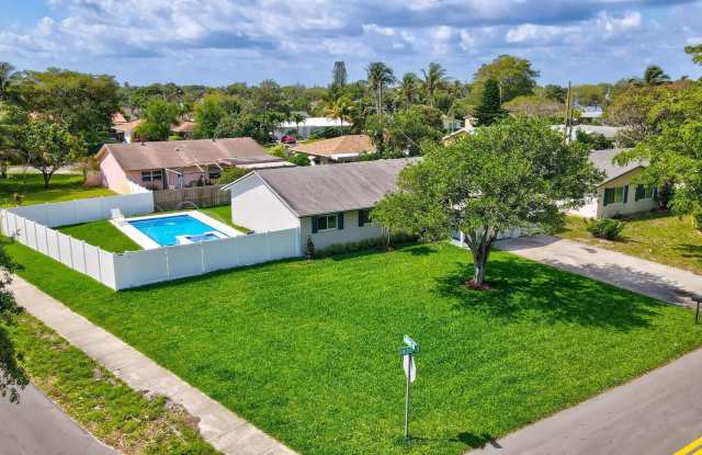 510 Kingbird Circle photos photos