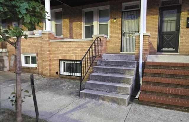 2735 E PRESTON ST photos photos