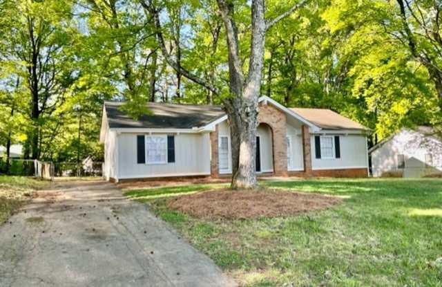 Must see this spacious 3 bedroom 1.5 bath home. Located off Moores Chapel Rd - 8620 Deerwood Road, Charlotte, NC 28214