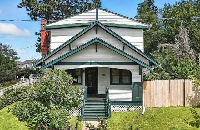 Fully Furnished 5-Bedroom Retreat in the Heart of Lead, SD! photos photos Fully Furnished 5-Bedroom Retreat in the Heart of Lead, SD! photos photos