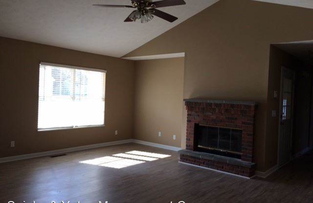 137 Woodridge Circle Gallery 3