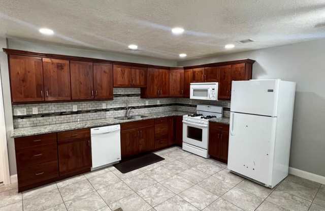156 N. 300 W. - 156 North 300 West, Washington, UT 84780
