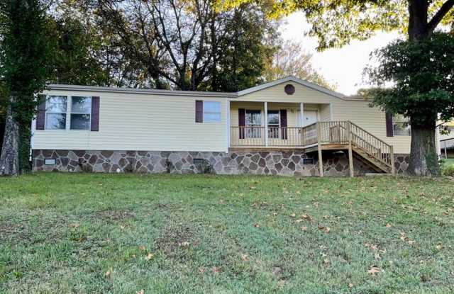 408 Haywood Ave in South Knoxville - 408 Haywood Avenue, Knoxville, TN 37920