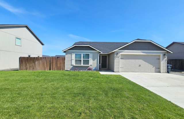 Three Bedroom Home photos photos