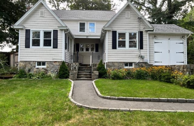 22 Andrews St - 22 Andrews Street, West Haven, CT 06516
