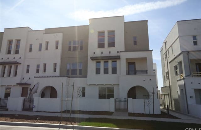 134 Paramount - 134 Paramount, Irvine, CA 92618