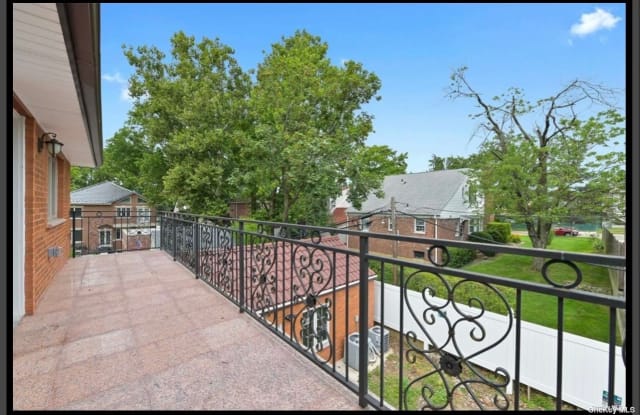 57-19 254 Street - 57-19 254 St, Queens, NY 11362