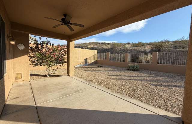 1135 E Cottonwood Lane Gallery 3