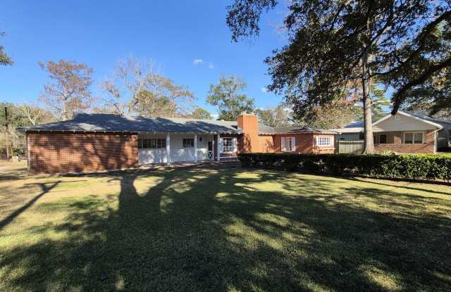 101 Aline Street - 101 Aline Street, New Iberia, LA 70560