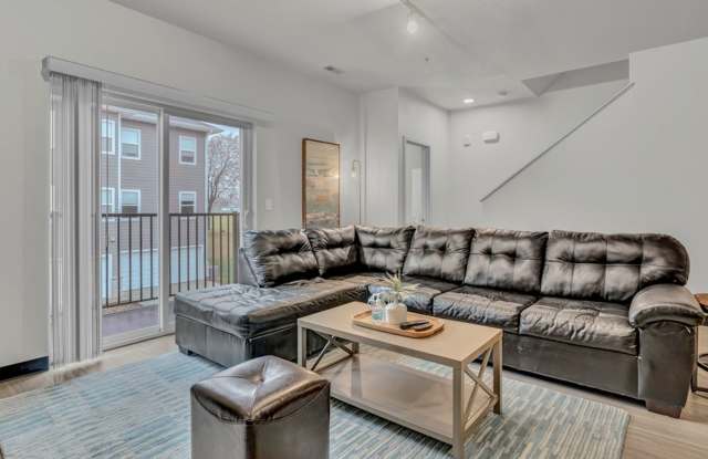 Pinnacle Villages - Waverly Gallery 3