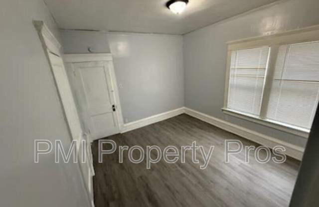 3225 N 27th St - 3225 North 27th Street, Milwaukee, WI 53216