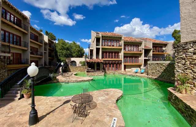 1Bed 1Bath w/ Great Views  Outdoor Pool! photos photos