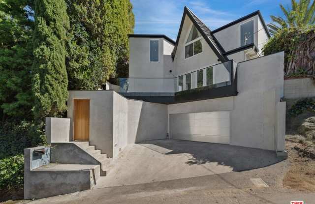 8460 Cole Crest Dr Gallery 3