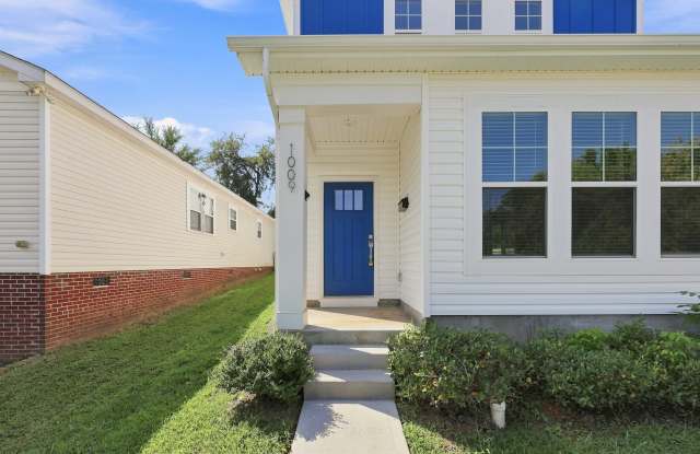 1009 Justice Avenue Gallery 2
