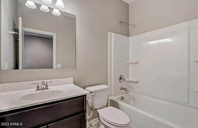 17002 N Rosa Dr Gallery 4