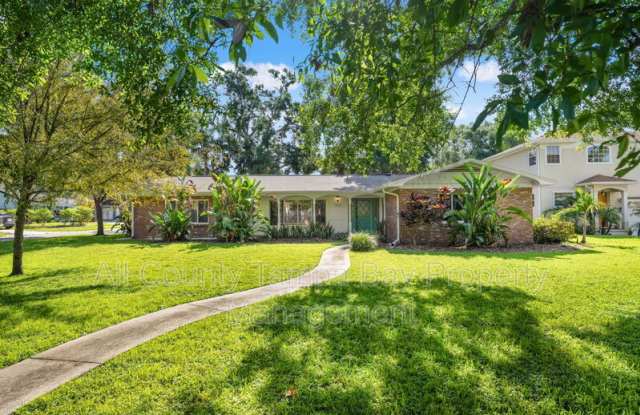 2725 N Myrtle Ave photos photos