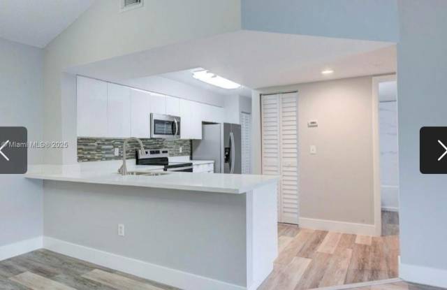 18840 NW 57th Ave photos photos