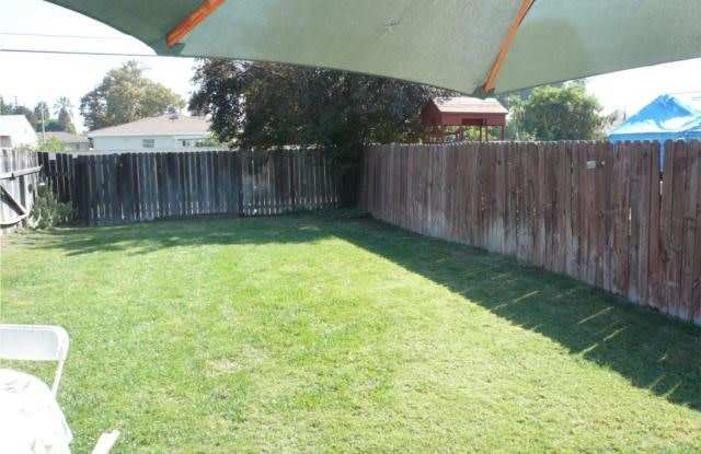 654 Loranne Ave - 654 Loranne Avenue, Pomona, CA 91767