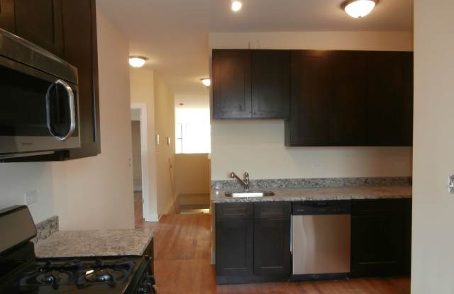 3216 W Argyle St photos photos 3216 W Argyle St photos photos
