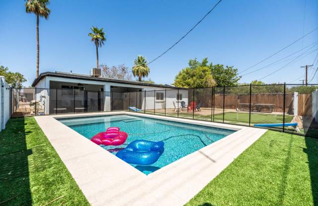7823 East Culver Street Gallery 4