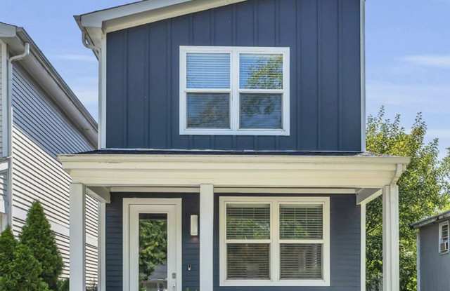 *HALF OFF FIRST FULL MONTHS RENT!!* - 2418 24th Avenue North, Nashville, TN 37208 *HALF OFF FIRST FULL MONTHS RENT!!* - 2418 24th Avenue North, Nashville, TN 37208