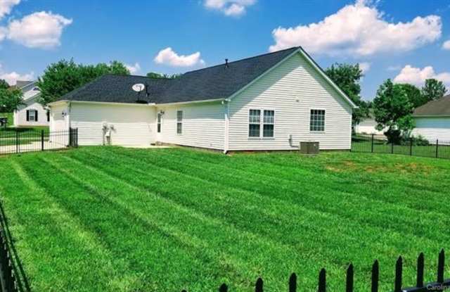 8700 Purple Thistle Lane Gallery 4