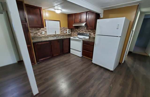 2840 U.s. Hwy 190 E, Unit B - 2840 U.S. 190, Polk County, TX 77351