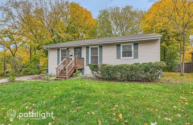 508 Monroe Avenue - 508 Monroe Avenue, St. Charles, IL 60174