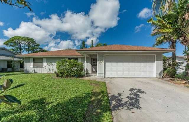 1636 20th Place SW Gallery 1