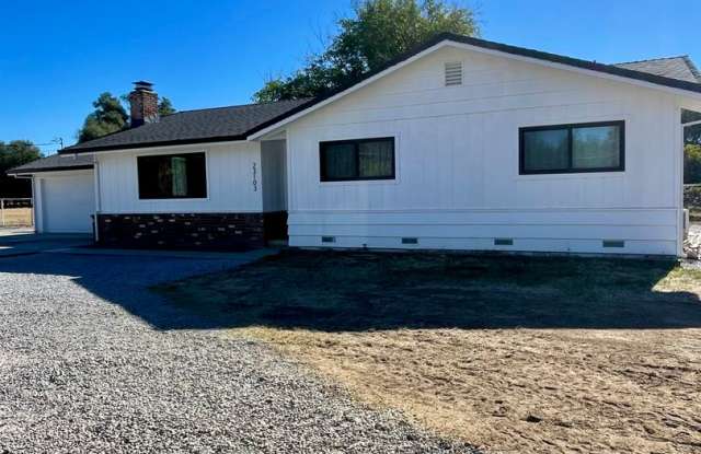 NEWLY REMODELED COUNTRY SETTING 3/2 HOME IN MILLVILLE, CA Gallery 3