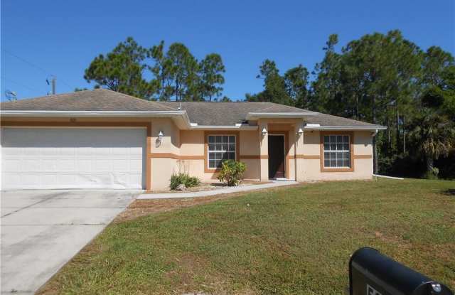 501 East 10th Street - 501 East 10th Street, Lehigh Acres, FL 33972