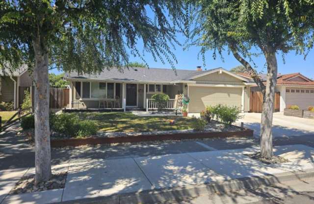 LOVELY 3 Bed/2 Bath Home in San Jose on a Quiet Cul-de-sac photos photos