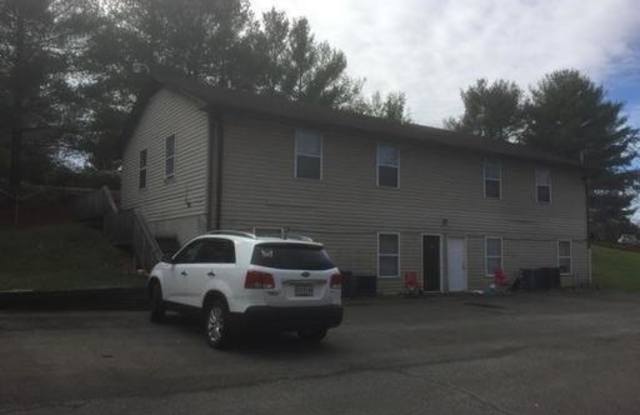 Christiansburg, 1 BR / 1 BA, Available soon! - 1532 Fire Tower Road, Plum Creek, VA 24073