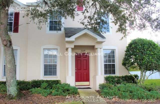 1329 Lyonshire Dr - 1329 Lyonshire Drive, Wesley Chapel, FL 33543