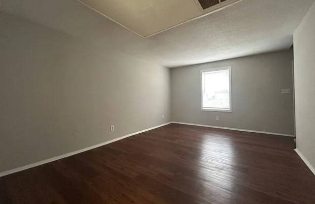 1468 Sherwood Drive Gallery 3