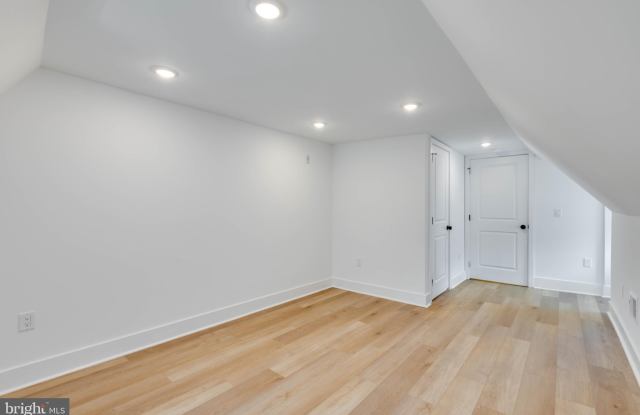 4327 BALTIMORE Avenue Gallery 2
