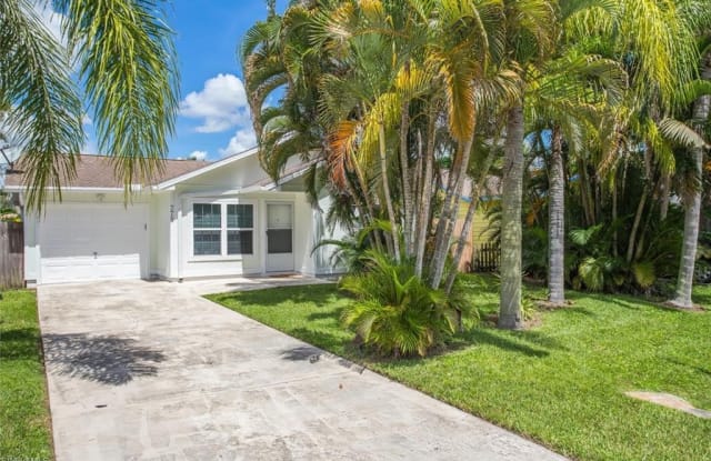 779 98th AVE - 779 98th Avenue North, Naples Park, FL 34108