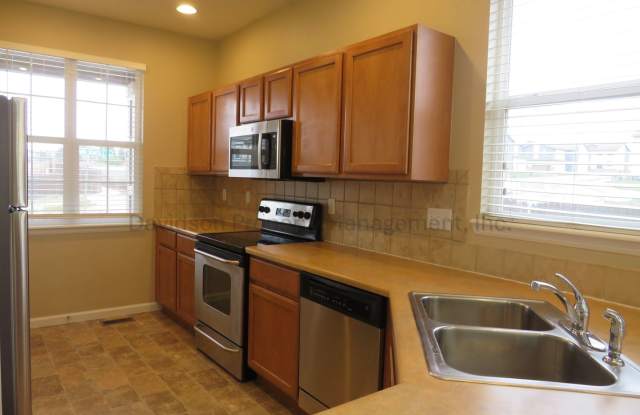 Cozy 3 Bedroom House in Stetson Hills Gallery 4