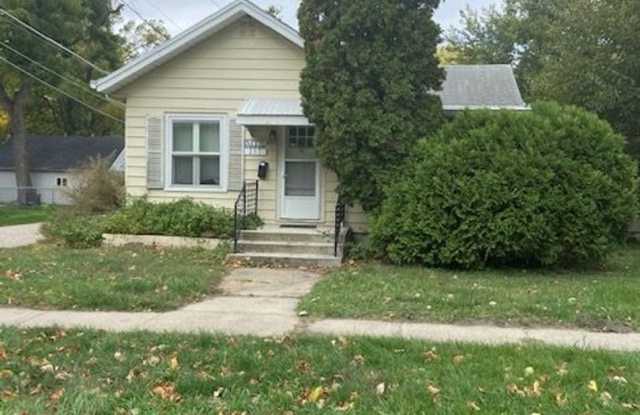 217 N Maple photos photos