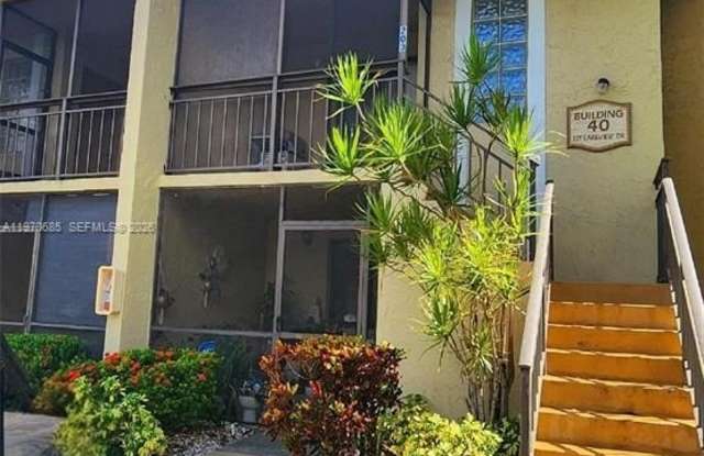 327 Lakeview Dr photos photos