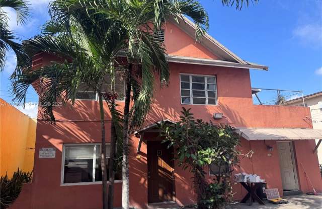 20 NW 17th Pl - 20 Northwest 17th Place, Miami, FL 33125