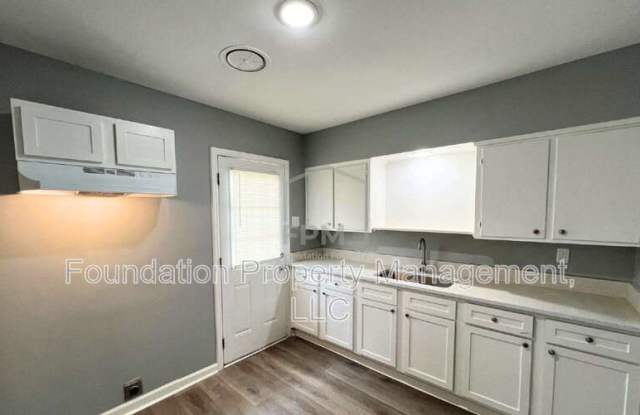 1704 South Perkins Road Gallery 4