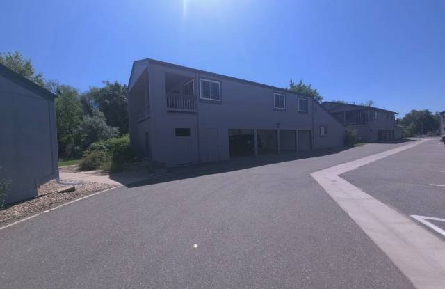 2 Bedroom Oasis With Covered Parking photos photos