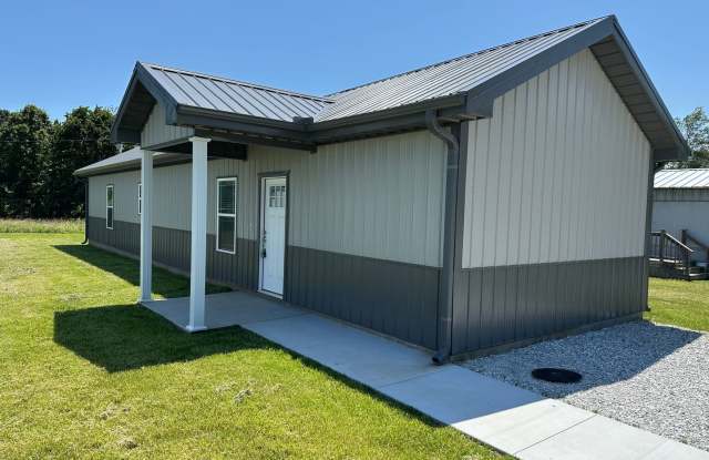 For lease: 2 Bed, 2 Bath Home Rural Neosho- $1095.90/Mo| Pet Friendly photos photos