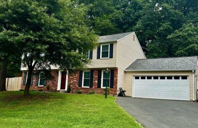 2281 DOSINIA Court Gallery 2