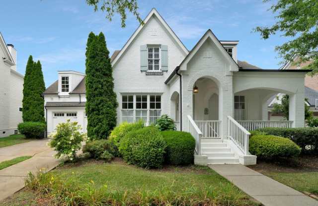 Stunning 4BE/3.5BA home in the very desirable neighborhood, Westhaven! photos photos