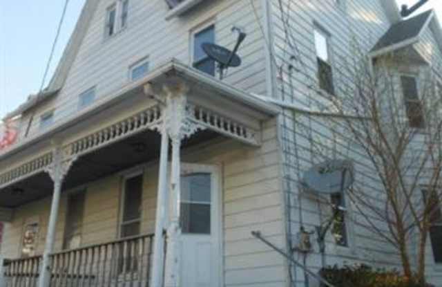 112 Harding - 112 Harding Avenue, Pen Argyl, PA 18072
