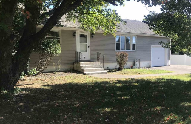 35 Winchester Street - 35 Winchester Street, Portsmouth, NH 03801