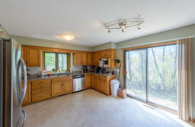 5999 Highview Place Gallery 2